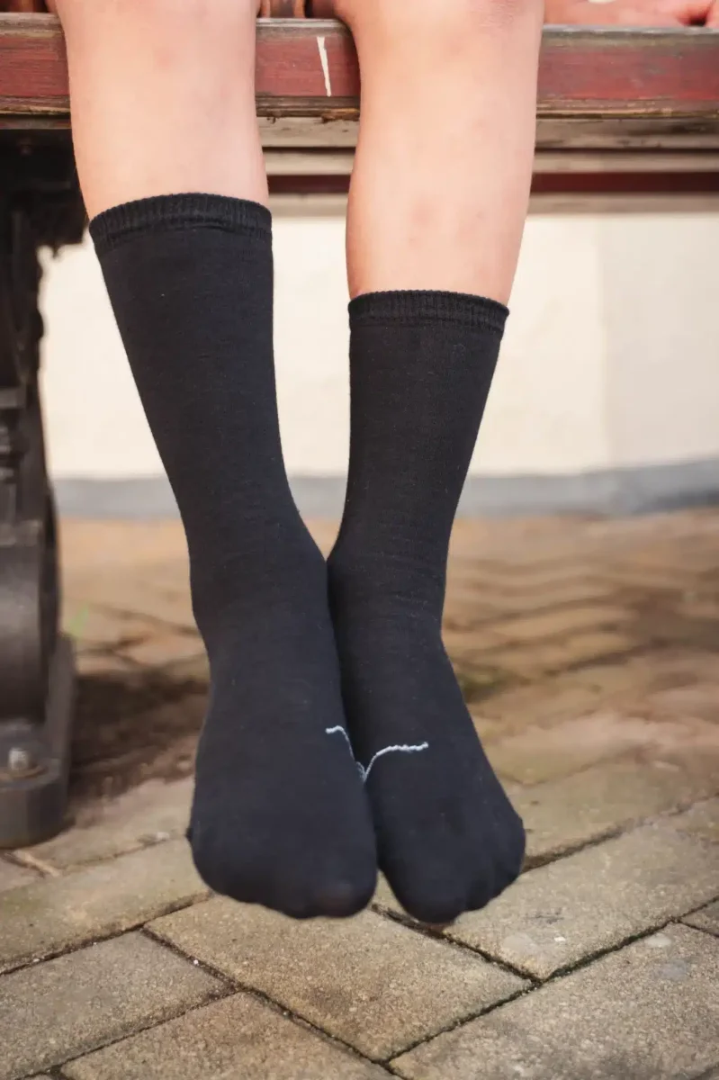 Calcetines Barefoot A Tres Hilos Negro - Imagen 3